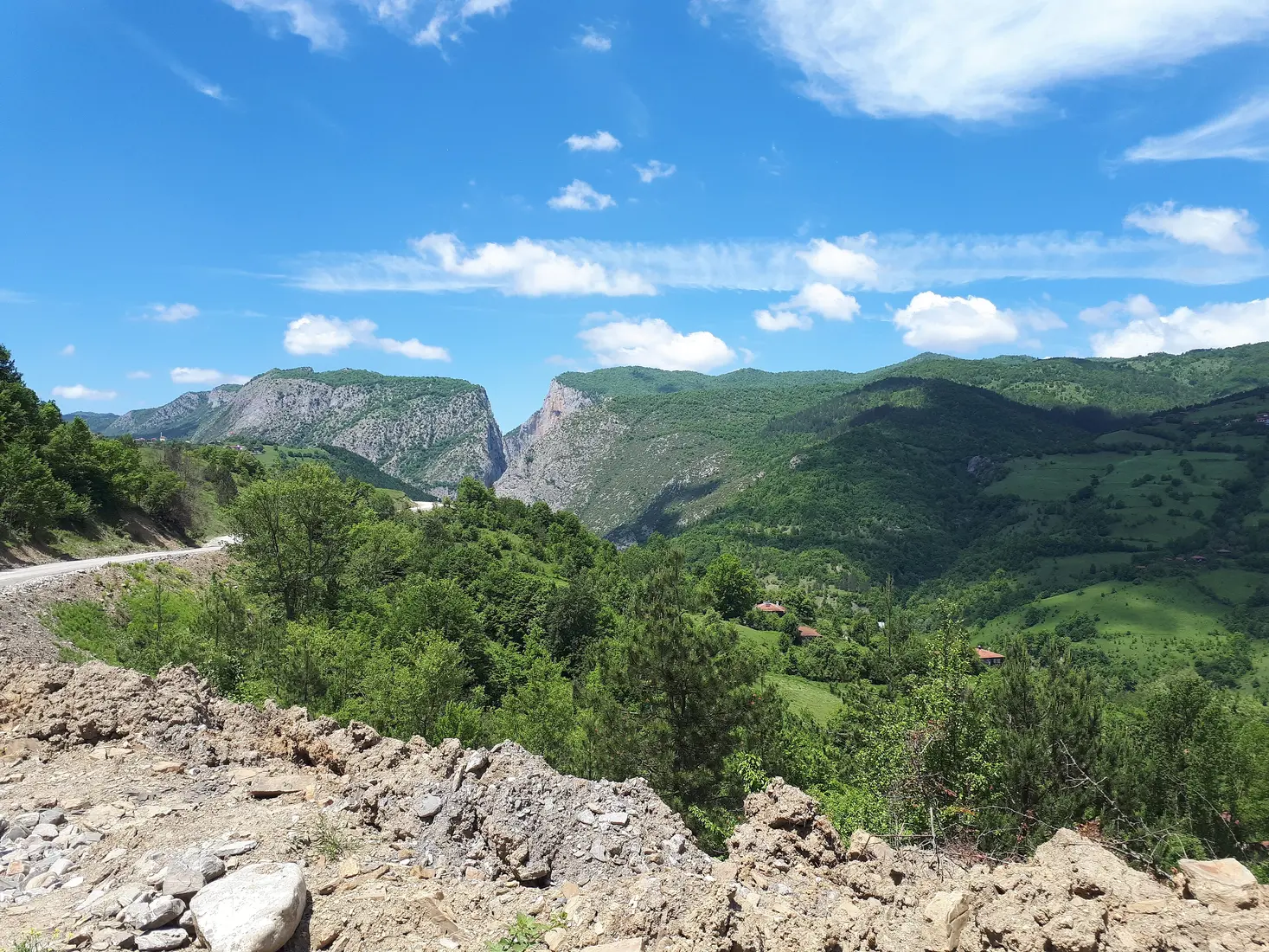 Horma Kanyonu ahşap yürüyüş yolu